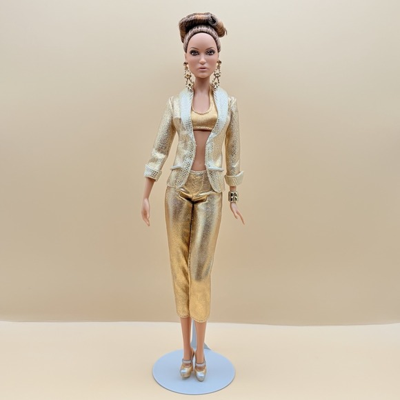 Jennifer Lopez Red Carpet Barbie Doll Restyled Model Muse Gold Outfit Beautiful